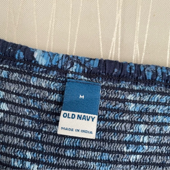 Old Navy Puff-Sleeve Smocked Button-Down Blouse Navy Floral Shirt Size Medium - Picture 6 of 11